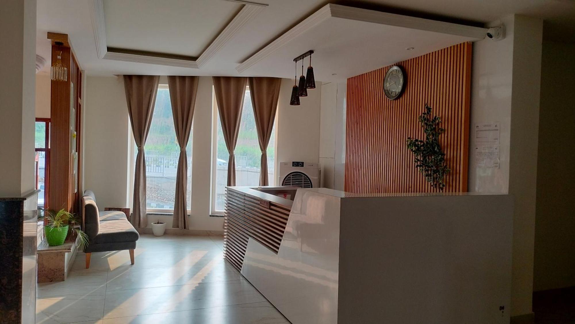 Govind Sagar View Hotel & Restaurant Bilaspur  ภายนอก รูปภาพ