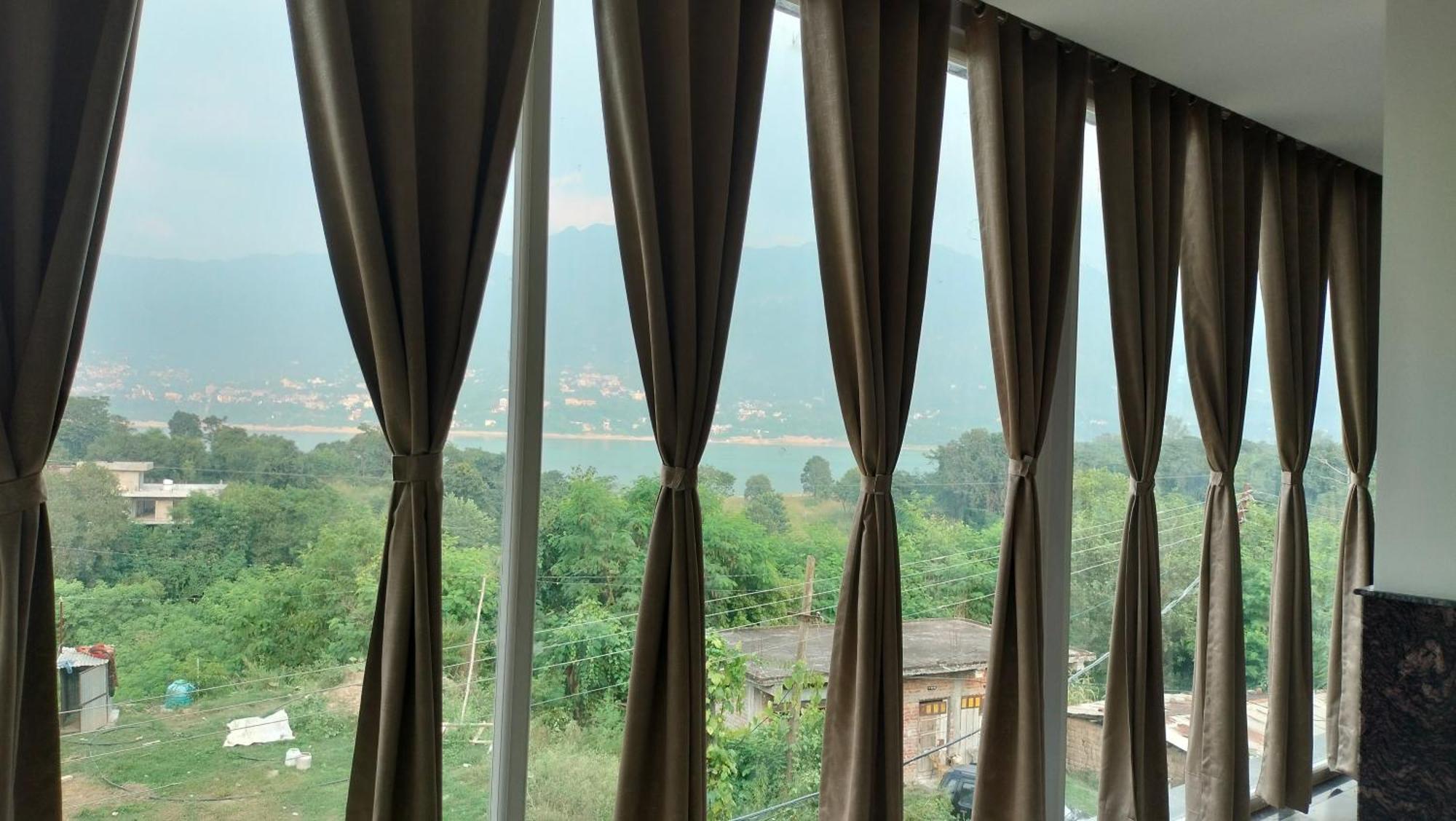 Govind Sagar View Hotel & Restaurant Bilaspur  ภายนอก รูปภาพ