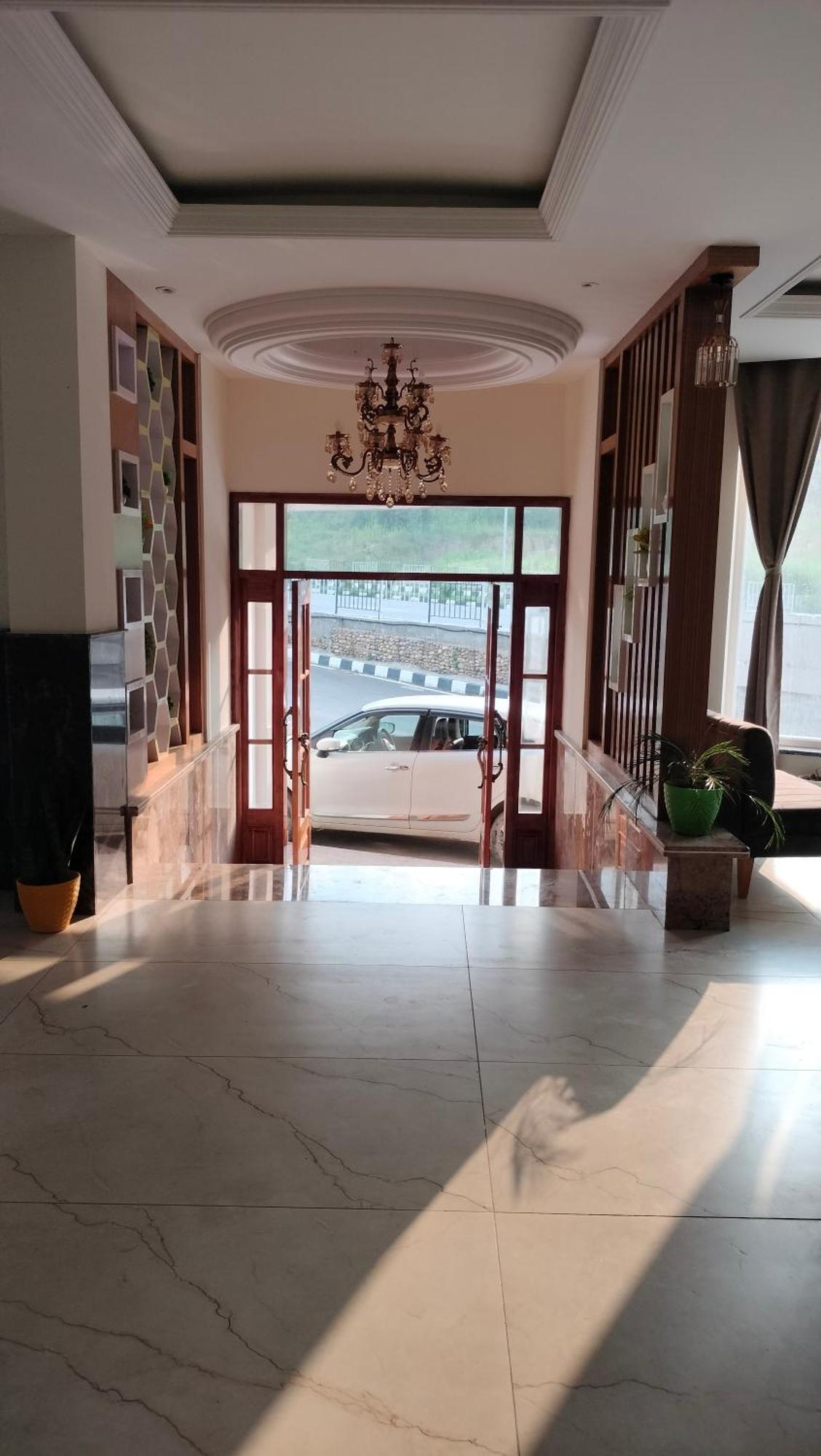 Govind Sagar View Hotel & Restaurant Bilaspur  ภายนอก รูปภาพ