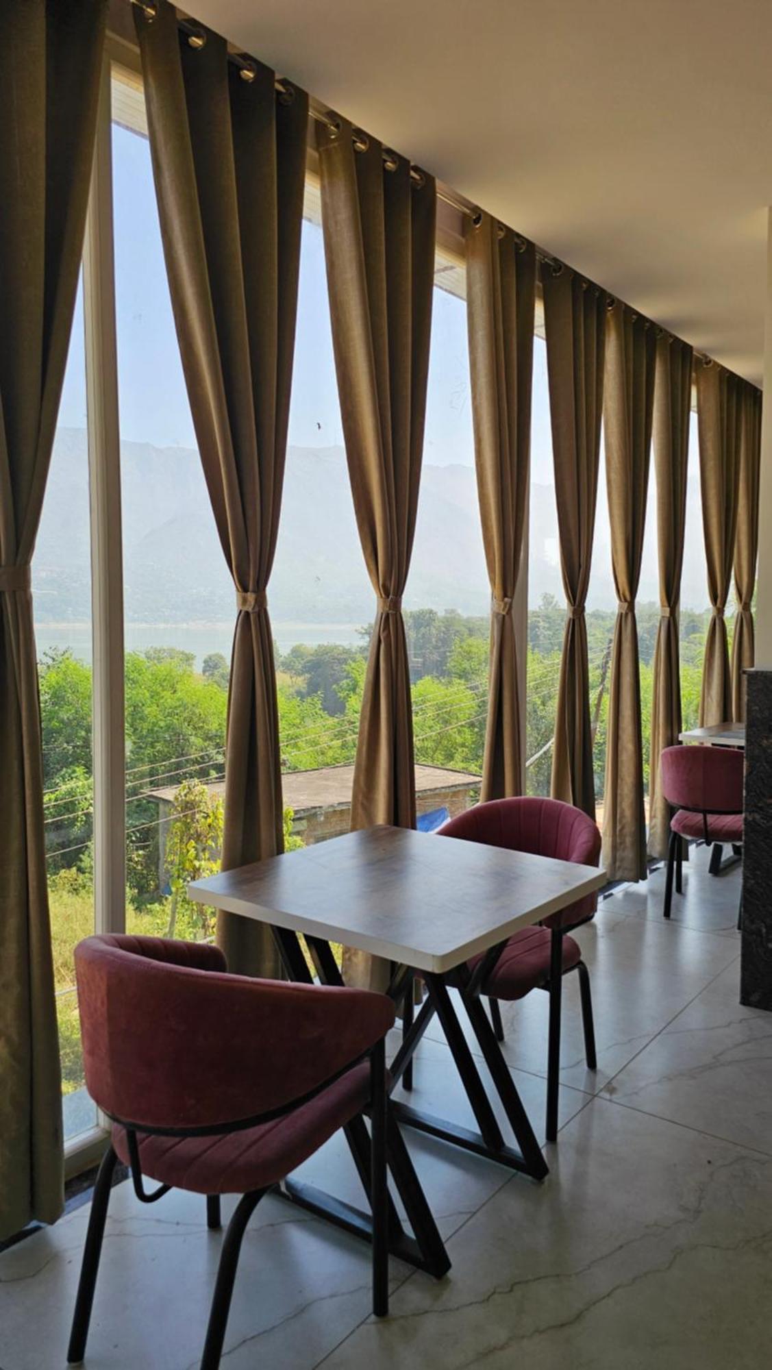 Govind Sagar View Hotel & Restaurant Bilaspur  ภายนอก รูปภาพ